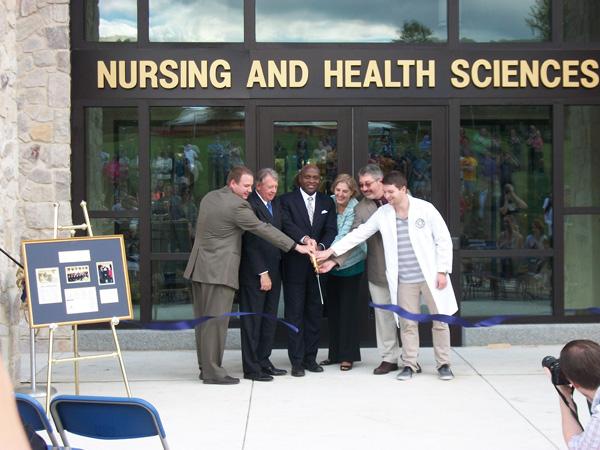 Nursing building opens