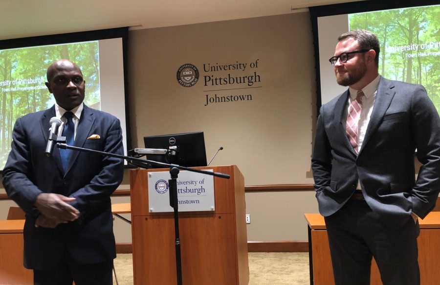 Pitt-Johnstown President Jem Spectar introduces the campus’ new Communications and Public Relations Director Eric Sloss at an Oct. 3 Town Hall meeting.