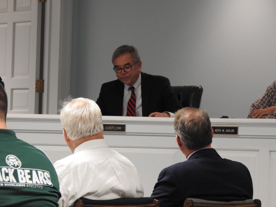 Richland Township supervisors' solicitor Gary Costlow at an Oct. 29 meeting. 